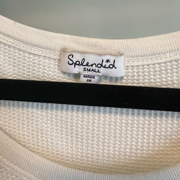 Splendid Thermal Cold Shoulder Top - Picture 4 of 4